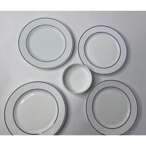 American Airlines Round Plates (4) and (1) bowl Advertisement Wessco